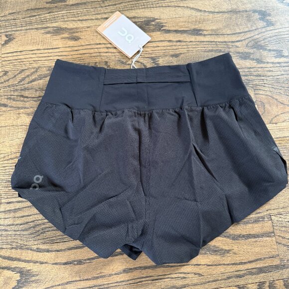 On Running Black Athletic Shorts - Picture 2 of 6